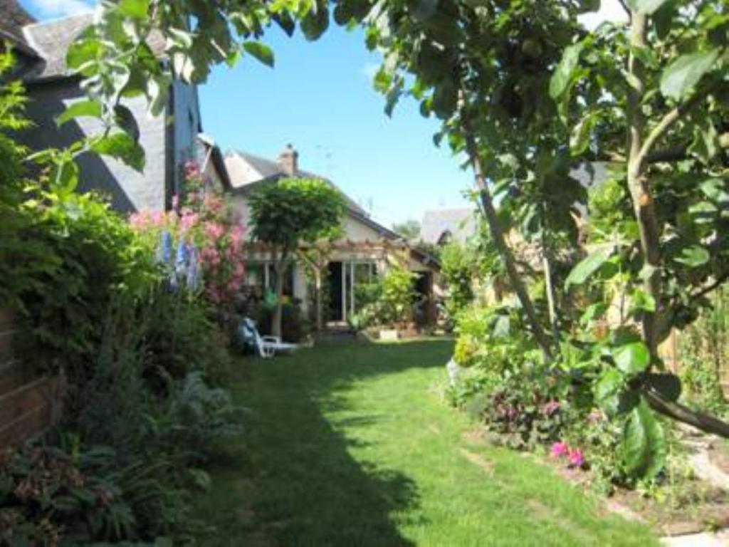 Chambre D'Hotes Rue Des Fougeres Bed and Breakfast Louviers Exterior foto